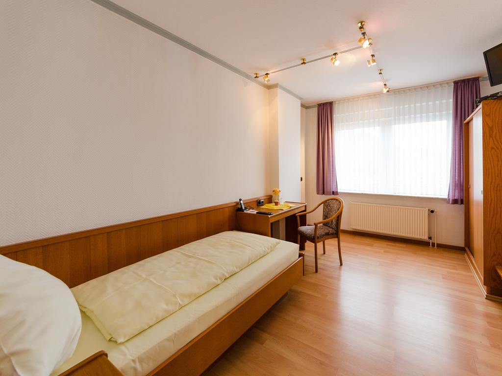 Landhotel Hamburger Hof Nettlingen الغرفة الصورة